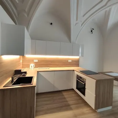 U Klavdie * Besztercebánya